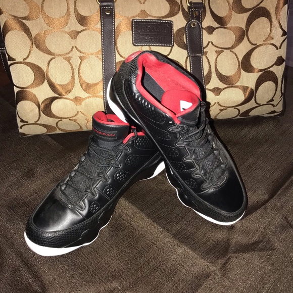 air jordan 9 retro low bred